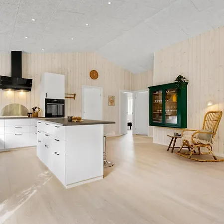Dejligt Hjem I Med Wifi Feriehus
